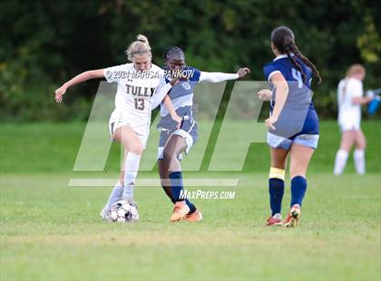 Thumbnail 3 in Bishop Grimes vs Tully photogallery.