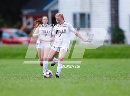 Thumbnail 1 in Bishop Grimes vs Tully photogallery.