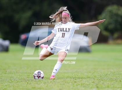 Thumbnail 2 in Bishop Grimes vs Tully photogallery.