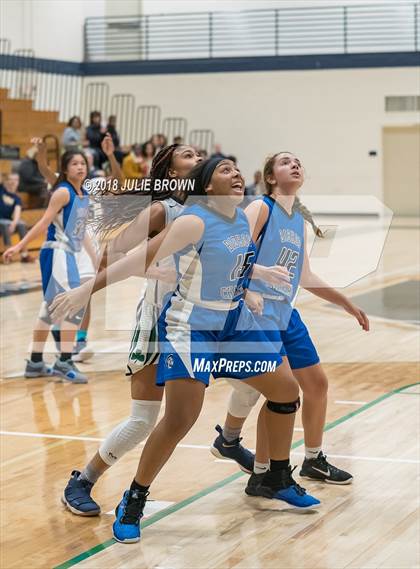 Thumbnail 3 in Indianapolis Bishop Chatard @ Cathedral photogallery.