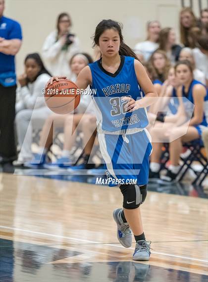 Thumbnail 2 in Indianapolis Bishop Chatard @ Cathedral photogallery.
