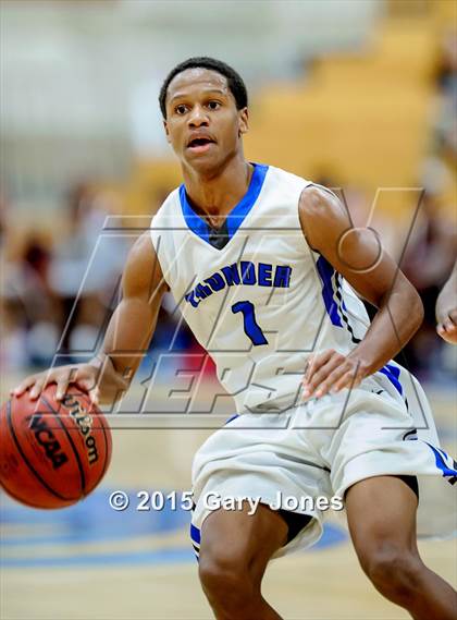 Thumbnail 3 in Natomas vs Rocklin (Rocklin Holiday Classic) photogallery.