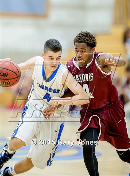 Thumbnail 1 in Natomas vs Rocklin (Rocklin Holiday Classic) photogallery.