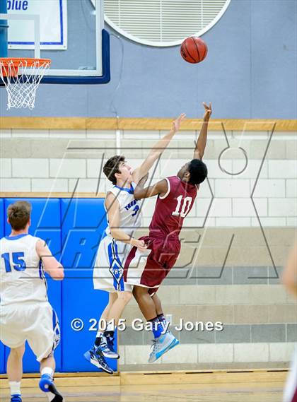 Thumbnail 1 in Natomas vs Rocklin (Rocklin Holiday Classic) photogallery.