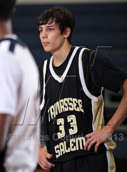 Thumbnail 2 in Tamassee-Salem @ Seymour (Seymour Christmas Classic) photogallery.
