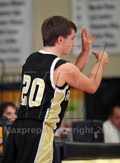 Thumbnail 3 in Tamassee-Salem @ Seymour (Seymour Christmas Classic) photogallery.