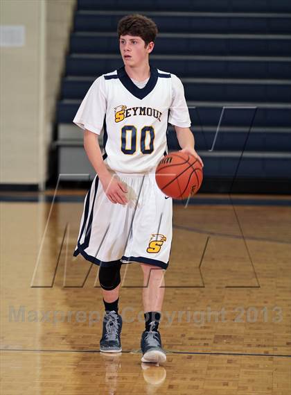 Thumbnail 3 in Tamassee-Salem @ Seymour (Seymour Christmas Classic) photogallery.