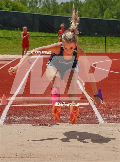 Thumbnail 1 in GAPPS Track & Field Meet (Field Events Day 1) photogallery.