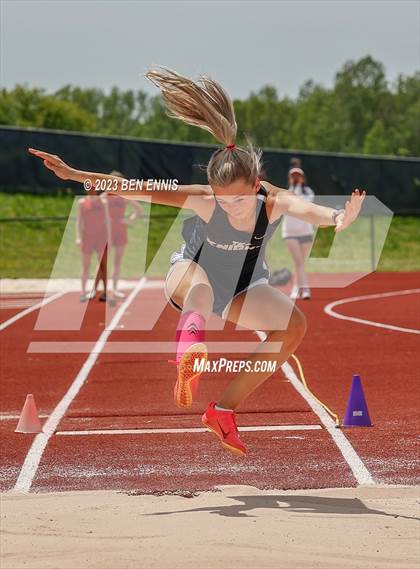 Thumbnail 1 in GAPPS Track & Field Meet (Field Events Day 1) photogallery.