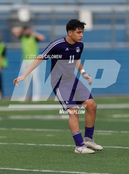 Thumbnail 3 in Lee [Robert E.] vs Jersey Village (UIL 6A State Semifinal) photogallery.