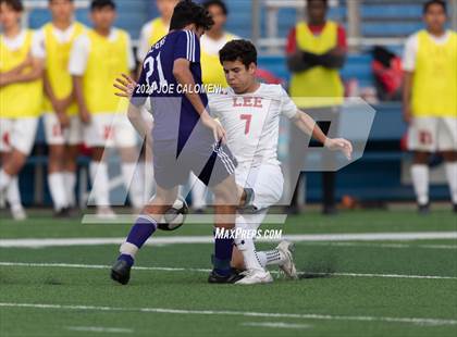 Thumbnail 3 in Lee [Robert E.] vs Jersey Village (UIL 6A State Semifinal) photogallery.