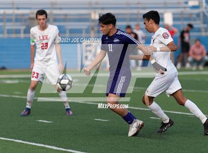 Thumbnail 1 in Lee [Robert E.] vs Jersey Village (UIL 6A State Semifinal) photogallery.