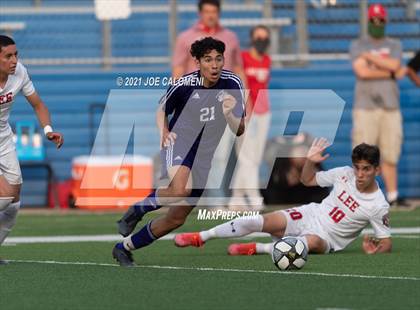 Thumbnail 1 in Lee [Robert E.] vs Jersey Village (UIL 6A State Semifinal) photogallery.