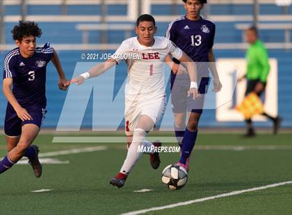Thumbnail 1 in Lee [Robert E.] vs Jersey Village (UIL 6A State Semifinal) photogallery.
