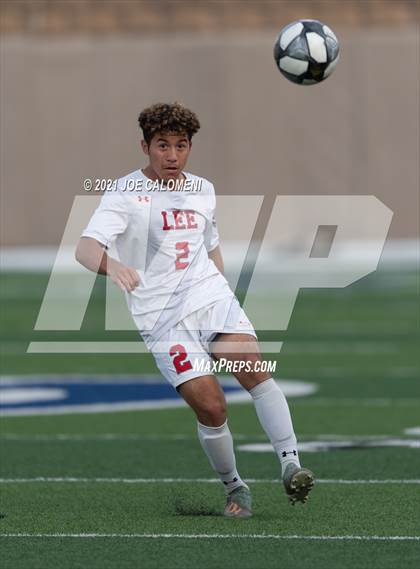 Thumbnail 2 in Lee [Robert E.] vs Jersey Village (UIL 6A State Semifinal) photogallery.