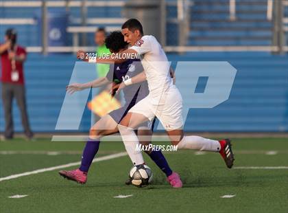 Thumbnail 1 in Lee [Robert E.] vs Jersey Village (UIL 6A State Semifinal) photogallery.
