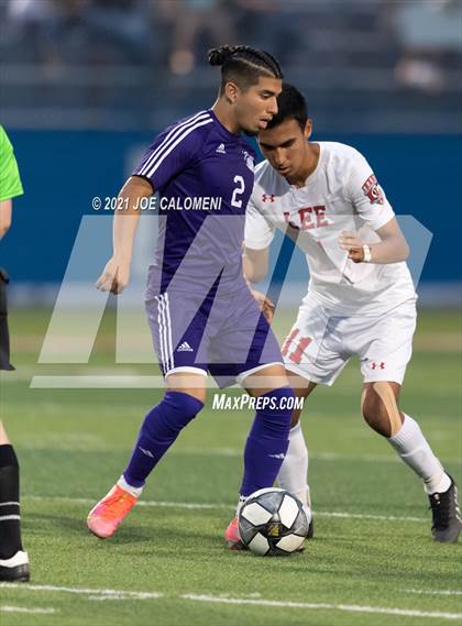 Thumbnail 1 in Lee [Robert E.] vs Jersey Village (UIL 6A State Semifinal) photogallery.