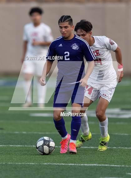 Thumbnail 2 in Lee [Robert E.] vs Jersey Village (UIL 6A State Semifinal) photogallery.