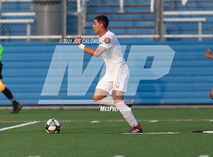 Thumbnail 3 in Lee [Robert E.] vs Jersey Village (UIL 6A State Semifinal) photogallery.