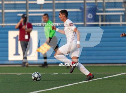 Thumbnail 1 in Lee [Robert E.] vs Jersey Village (UIL 6A State Semifinal) photogallery.