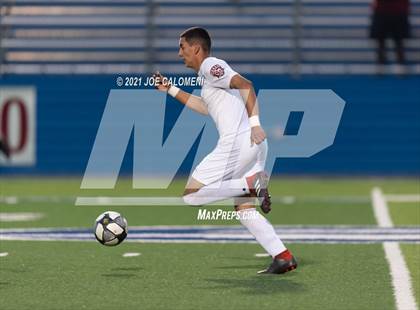 Thumbnail 3 in Lee [Robert E.] vs Jersey Village (UIL 6A State Semifinal) photogallery.