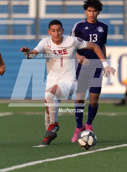 Thumbnail 3 in Lee [Robert E.] vs Jersey Village (UIL 6A State Semifinal) photogallery.