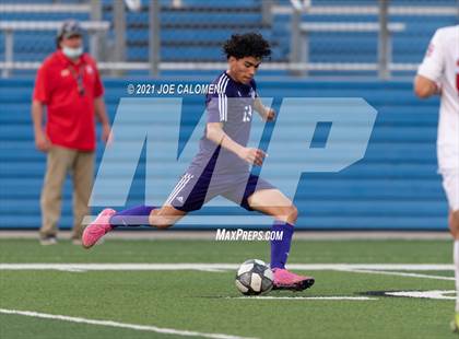 Thumbnail 2 in Lee [Robert E.] vs Jersey Village (UIL 6A State Semifinal) photogallery.