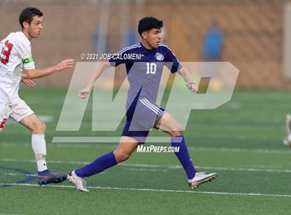Thumbnail 2 in Lee [Robert E.] vs Jersey Village (UIL 6A State Semifinal) photogallery.
