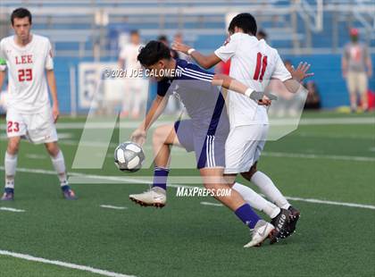 Thumbnail 2 in Lee [Robert E.] vs Jersey Village (UIL 6A State Semifinal) photogallery.