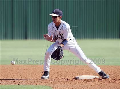 Thumbnail 1 in Connally @ Akins photogallery.