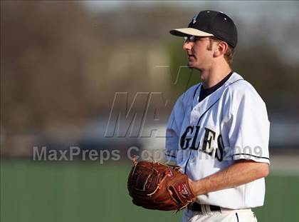 Thumbnail 1 in Connally @ Akins photogallery.