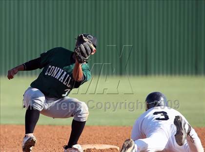 Thumbnail 1 in Connally @ Akins photogallery.