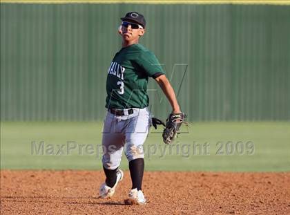 Thumbnail 2 in Connally @ Akins photogallery.