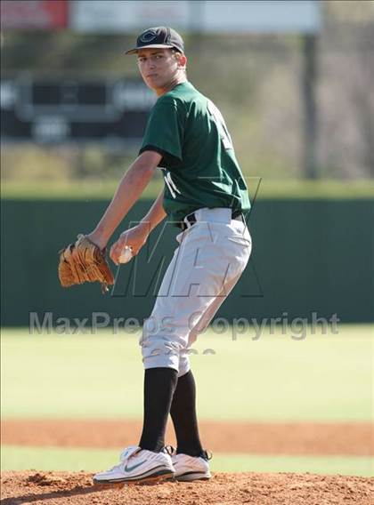Thumbnail 1 in Connally @ Akins photogallery.
