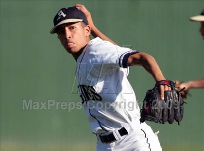 Thumbnail 1 in Connally @ Akins photogallery.