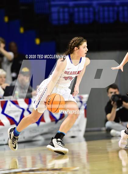 Thumbnail 3 in Melbourne vs. Quitman (AAA 2A State Final) photogallery.