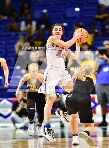 Thumbnail 3 in Melbourne vs. Quitman (AAA 2A State Final) photogallery.