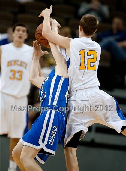 Thumbnail 2 in Covington Catholic vs. Newport Central Catholic (Regional Playoff) photogallery.
