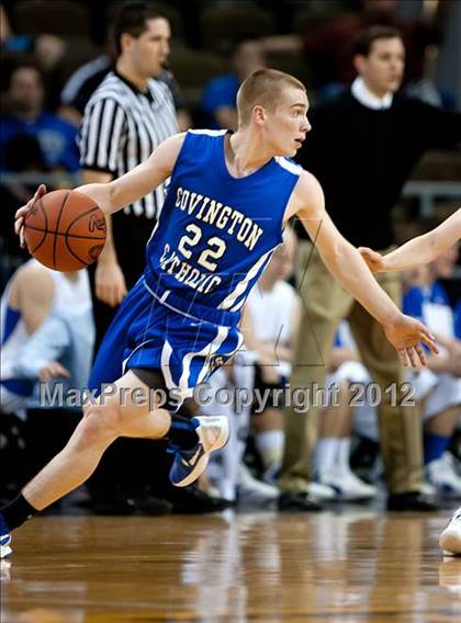 Thumbnail 2 in Covington Catholic vs. Newport Central Catholic (Regional Playoff) photogallery.
