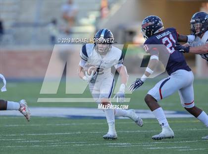 Thumbnail 3 in Lone Star vs. Ryan (UIL 5A Semifinal) photogallery.