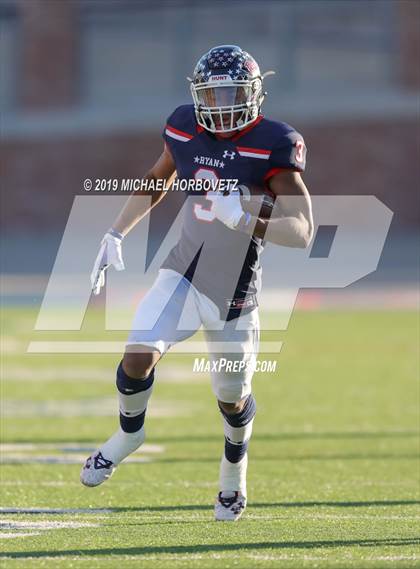 Thumbnail 1 in Lone Star vs. Ryan (UIL 5A Semifinal) photogallery.