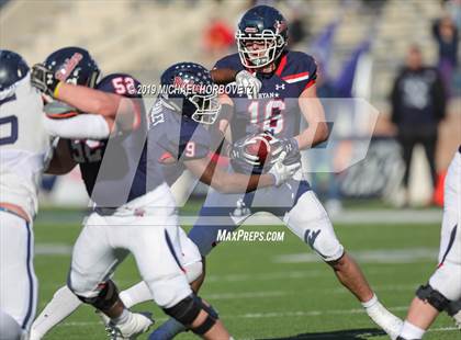 Thumbnail 3 in Lone Star vs. Ryan (UIL 5A Semifinal) photogallery.