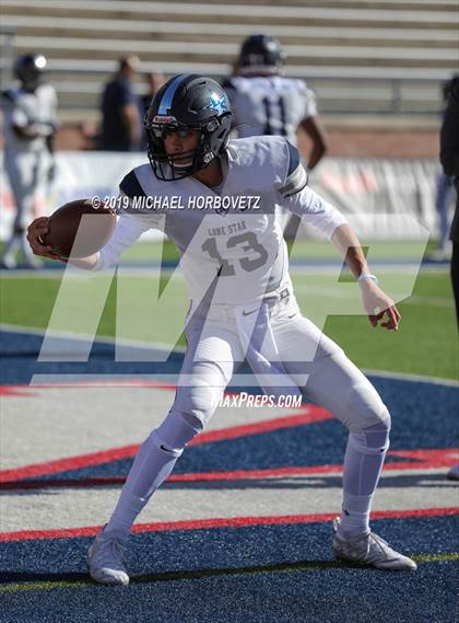 Thumbnail 3 in Lone Star vs. Ryan (UIL 5A Semifinal) photogallery.