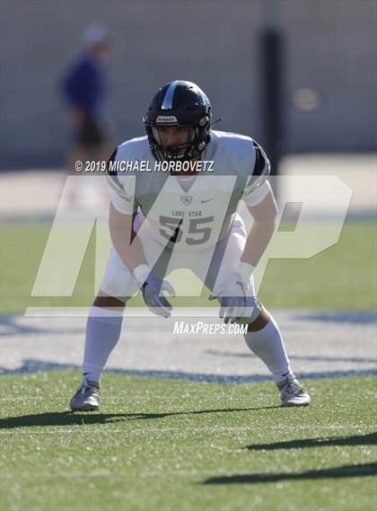 Thumbnail 2 in Lone Star vs. Ryan (UIL 5A Semifinal) photogallery.