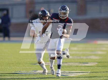 Thumbnail 3 in Lone Star vs. Ryan (UIL 5A Semifinal) photogallery.