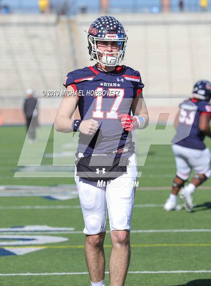 Thumbnail 3 in Lone Star vs. Ryan (UIL 5A Semifinal) photogallery.