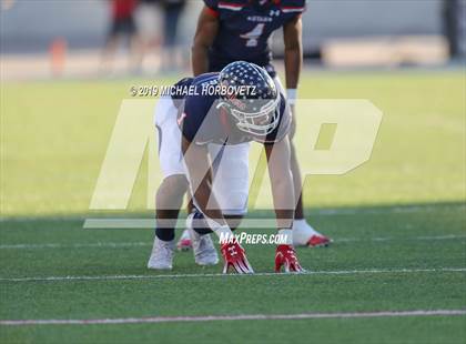 Thumbnail 1 in Lone Star vs. Ryan (UIL 5A Semifinal) photogallery.