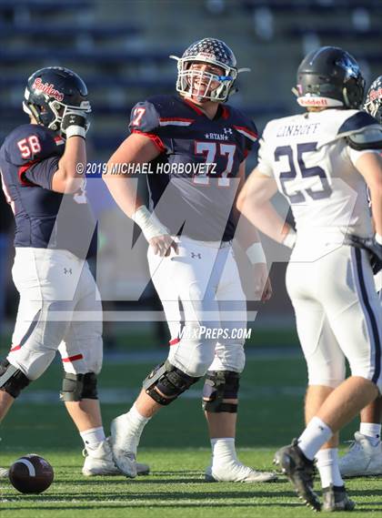 Thumbnail 3 in Lone Star vs. Ryan (UIL 5A Semifinal) photogallery.