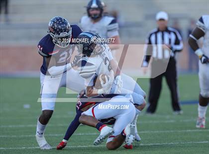 Thumbnail 2 in Lone Star vs. Ryan (UIL 5A Semifinal) photogallery.