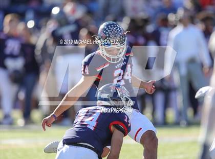 Thumbnail 3 in Lone Star vs. Ryan (UIL 5A Semifinal) photogallery.
